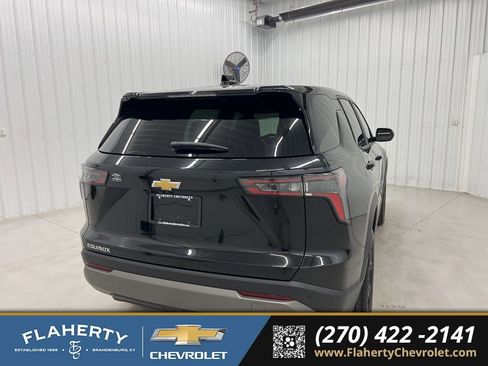 Used 2025 Chevrolet Equinox LT FWD image 3