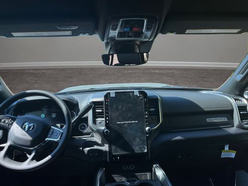 New 2026 RAM 2500 Laramie image 40