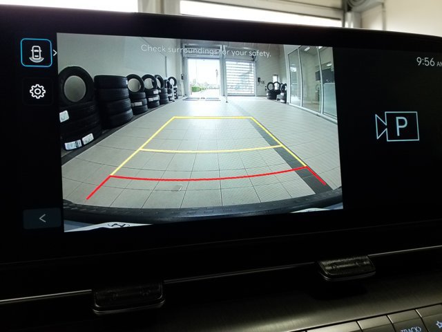 Used 2024 Hyundai Kona SEL FWD image 9
