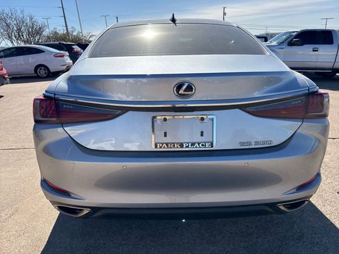Used 2022 Lexus ES 350 350 image 6