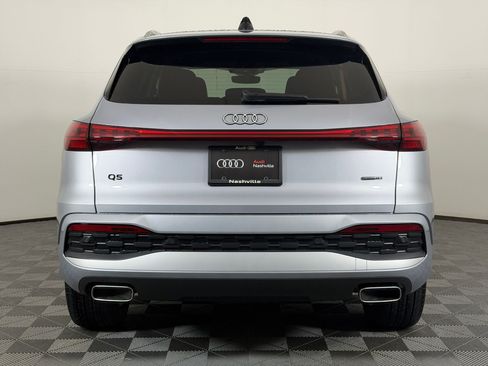 Certified 2025 Audi Q5 Premium w/ Convenience Package AWD/4WD image 10