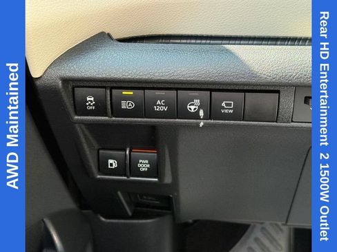 Used 2022 Toyota Sienna Platinum AWD/4WD image 31