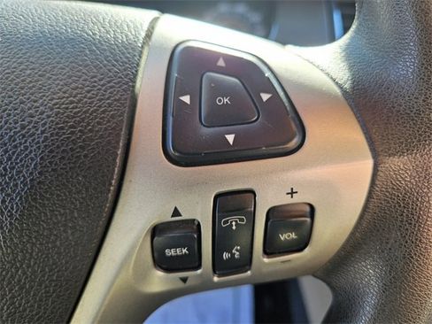 Used 2018 Ford Taurus SE image 26