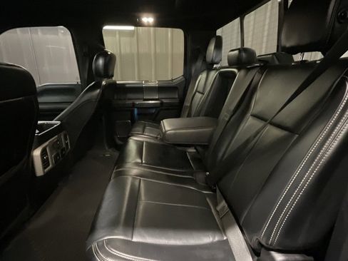 Used 2019 Ford F150 Lariat w/ Equipment Group 502A Luxury image 11