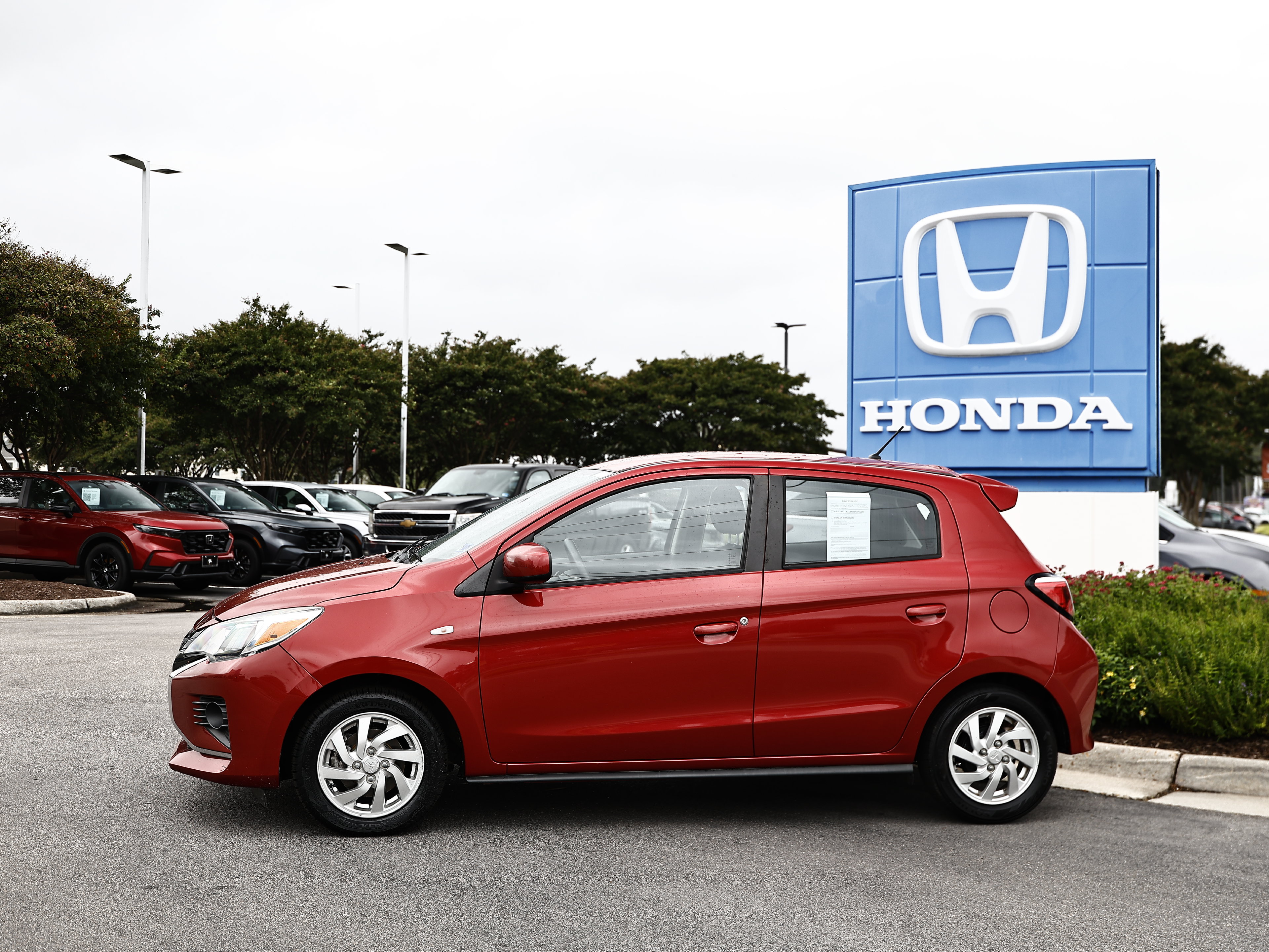 Used 2023 Mitsubishi Mirage LE FWD image 4