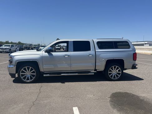 Used 2018 Chevrolet Silverado 1500 LT w/ All Star Edition RWD image 2