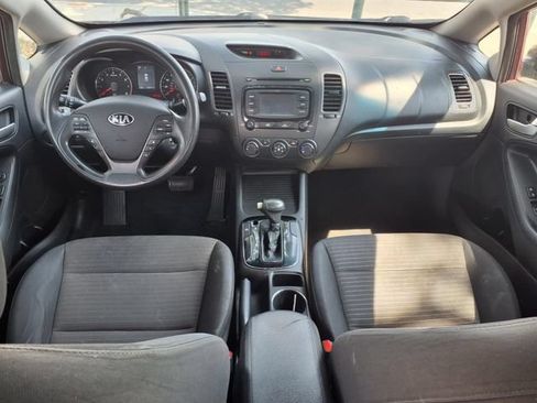 Used 2017 Kia Forte LX w/ LX Popular Package FWD image 9