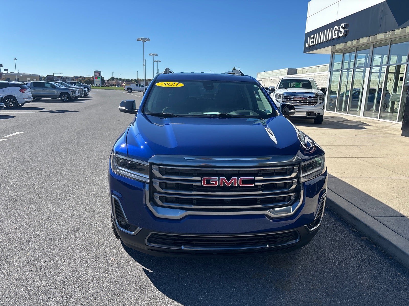 Certified 2023 GMC Acadia AT4 w/ Technology Package AWD/4WD image 2