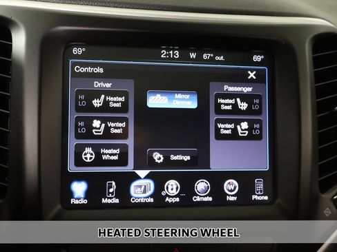 Used 2015 Jeep Cherokee Trailhawk w/ Comfort/Convenience Group AWD/4WD image 7