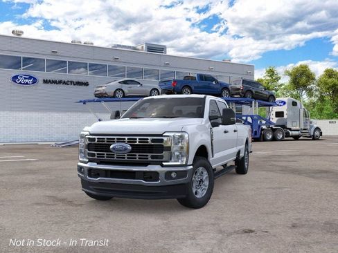 New 2026 Ford F250 XLT w/ FX4 Off-Road Package AWD/4WD image 3