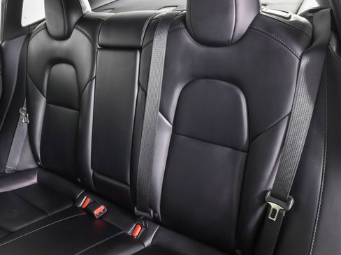 Used 2021 Tesla Model 3 Standard Range Plus image 35