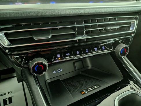 New 2026 Chevrolet Traverse LT w/ Driver Confidence Package image 27