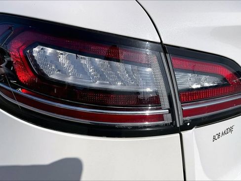Used 2022 Lincoln Nautilus Reserve AWD/4WD image 32