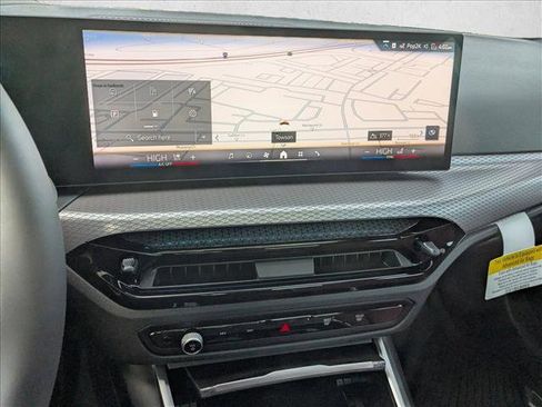 New 2026 BMW 330i xDrive Sedan w/ M Sport Package image 14