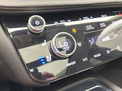 Used 2023 INFINITI QX60 Luxe w/ Vision Package AWD/4WD image 22