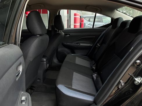 Used 2025 Nissan Versa SV FWD image 11