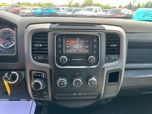 Used 2018 RAM 1500 Express w/ Express Value Package AWD/4WD image 17