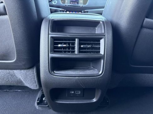 Certified 2023 Cadillac XT5 Luxury image 16