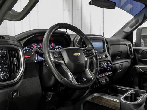 Used 2020 Chevrolet Silverado 3500 LT w/ Convenience Package AWD/4WD image 14
