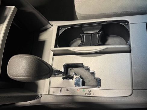 Used 2011 Toyota Camry LE w/ LE Extra-Value Pkg image 33