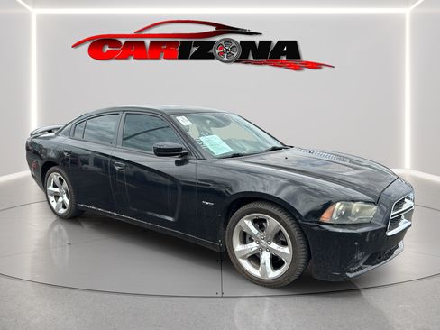 Used 2013 Dodge Charger R/T RWD image 2