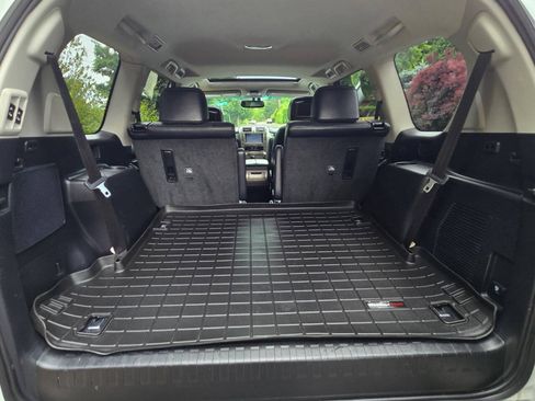 Used 2017 Lexus GX 460 Luxury w/ Preferred Accessory Package AWD/4WD image 21