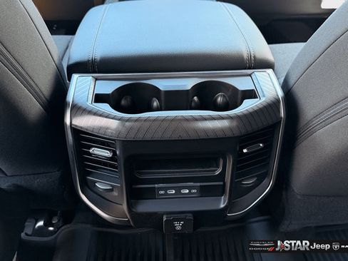 New 2026 RAM 2500 Big Horn AWD/4WD image 31