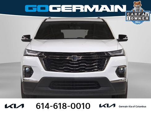 Used 2022 Chevrolet Traverse LT w/ LPO, Blackout Package AWD/4WD image 2