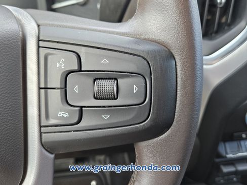 Used 2021 GMC Sierra 1500 SLT w/ X31 Off-Road Package image 19