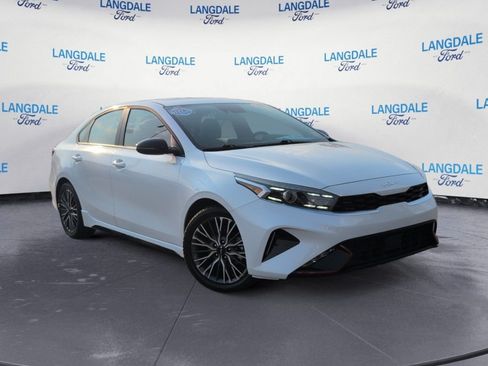 Used 2024 Kia Forte GT-Line w/ GT-Line Premium Package FWD image 2