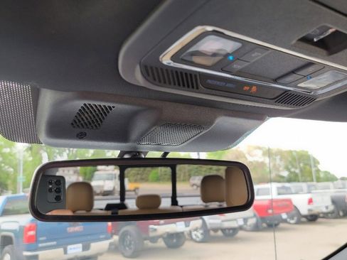 Used 2021 Ford F150 Lariat w/ Equipment Group 502A High image 32