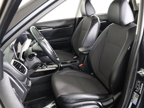 Used 2025 Kia Seltos S FWD image 29
