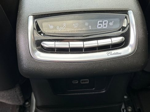 Certified 2024 Cadillac XT6 Premium Luxury image 15