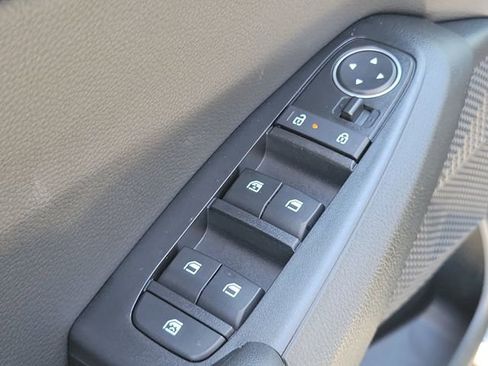 New 2026 Kia Seltos S FWD image 17