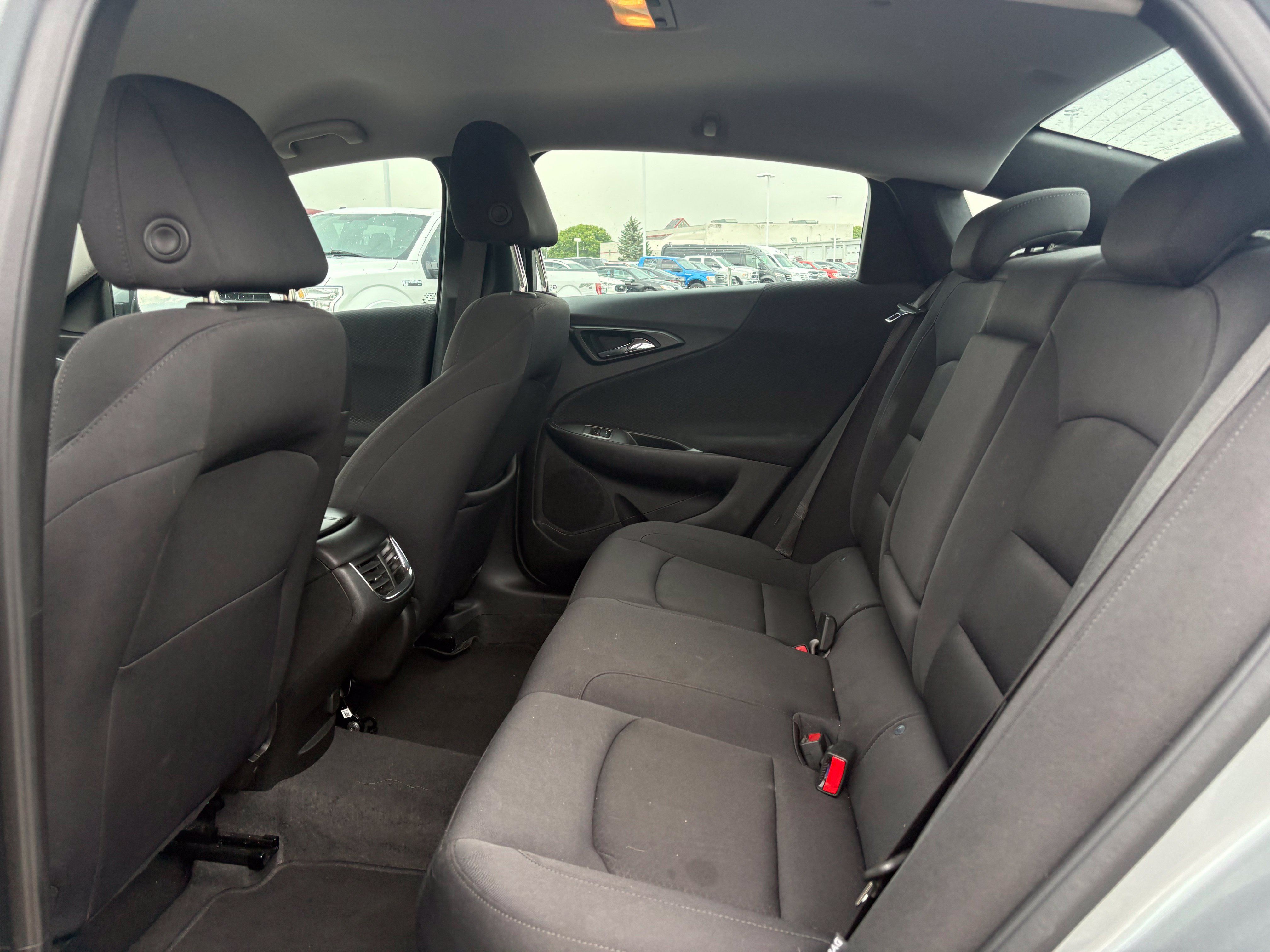 Used 2025 Chevrolet Malibu LT FWD image 15