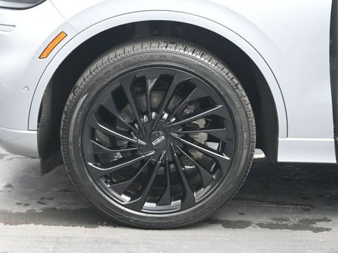 Used 2023 Lincoln Aviator Reserve w/ Equipment Group 201A AWD/4WD image 37
