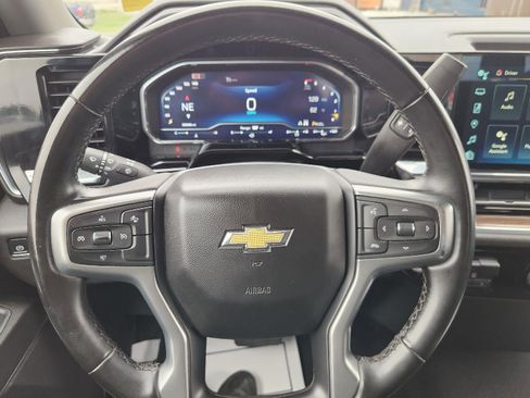 Used 2024 Chevrolet Silverado 2500 LT image 10