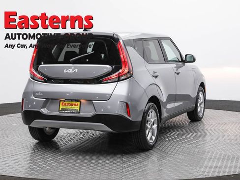 Used 2024 Kia Soul LX w/ Option Group 015 image 5