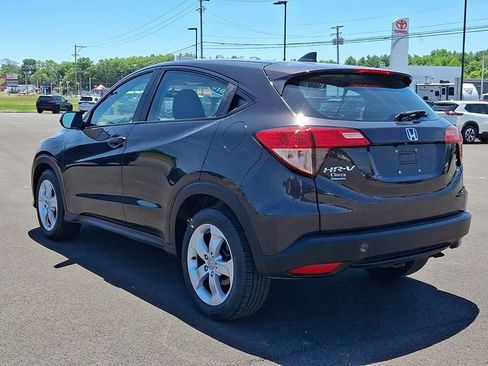 Used 2018 Honda HR-V LX image 7