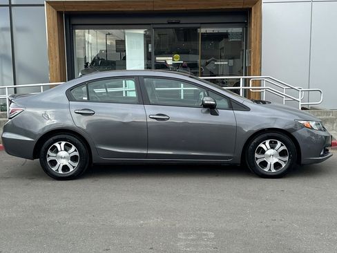 Used 2013 Honda Civic Hybrid Sedan image 8