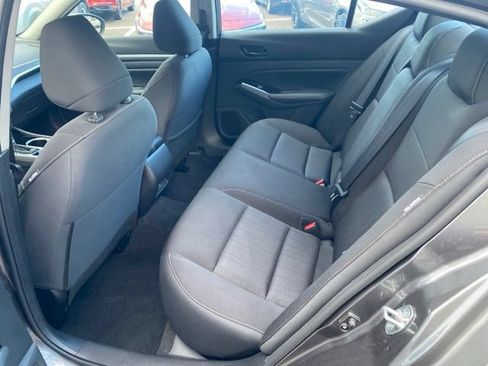 Used 2023 Nissan Altima 2.5 SV FWD image 21