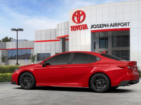New 2026 Toyota Camry SE image 39