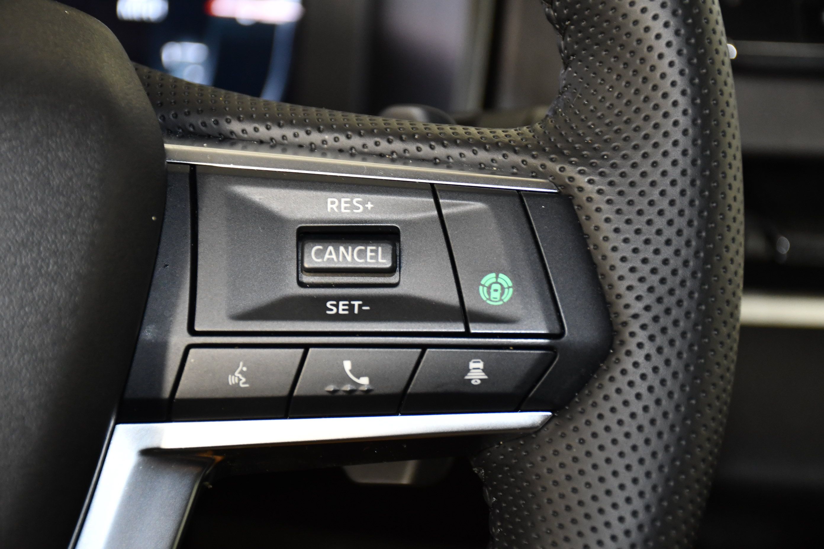 Used 2024 Mitsubishi Outlander SEL AWD/4WD image 20