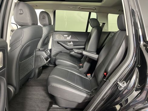 Used 2022 Mercedes-Benz GLS 450 4MATIC image 27