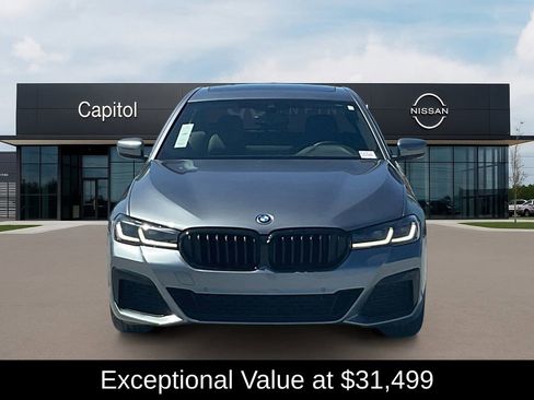 Used 2022 BMW 530e w/ M Sport Package image 2