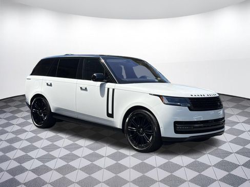 Certified 2022 Land Rover Range Rover Long Wheelbase SE AWD/4WD image 7