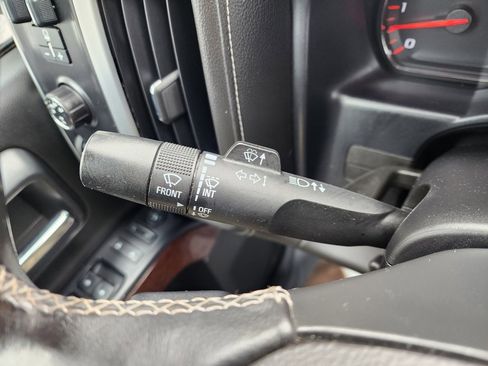 Used 2015 GMC Sierra 1500 SLE w/ SLE Value Package image 36