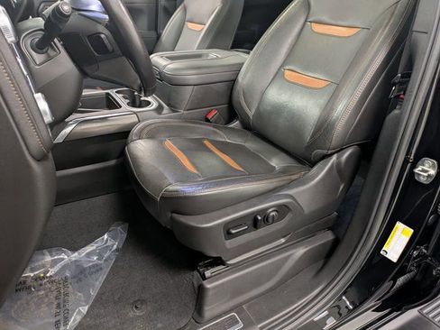 Used 2020 GMC Sierra 1500 AT4 w/ AT4 Premium Package image 10