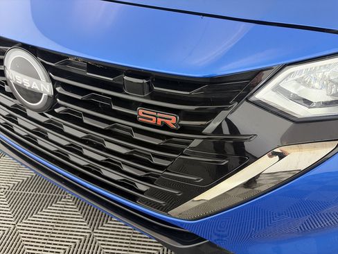 Certified 2024 Nissan Sentra SR FWD image 17
