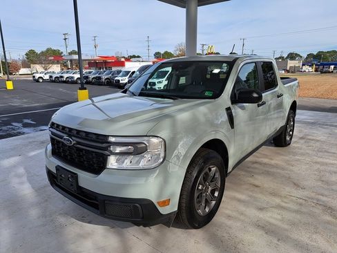 Certified 2024 Ford Maverick XLT image 3